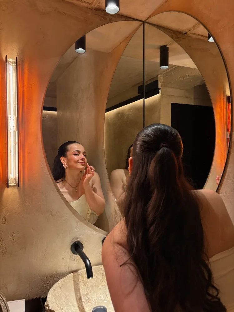 Kenza, fondatrice d'Aparté